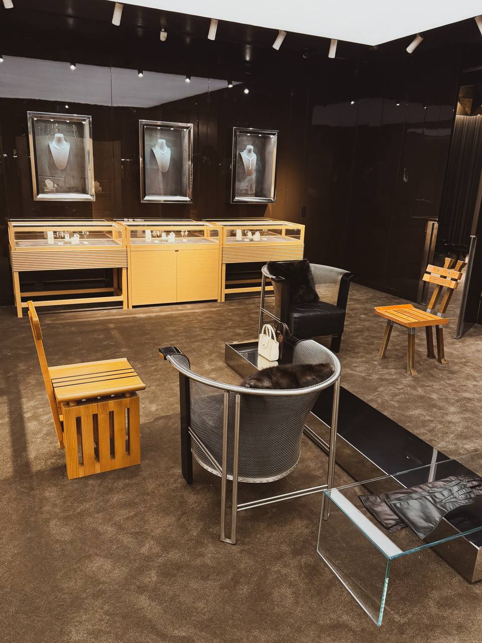 Магазин «YANA» — СКУД и видеонаблюдение